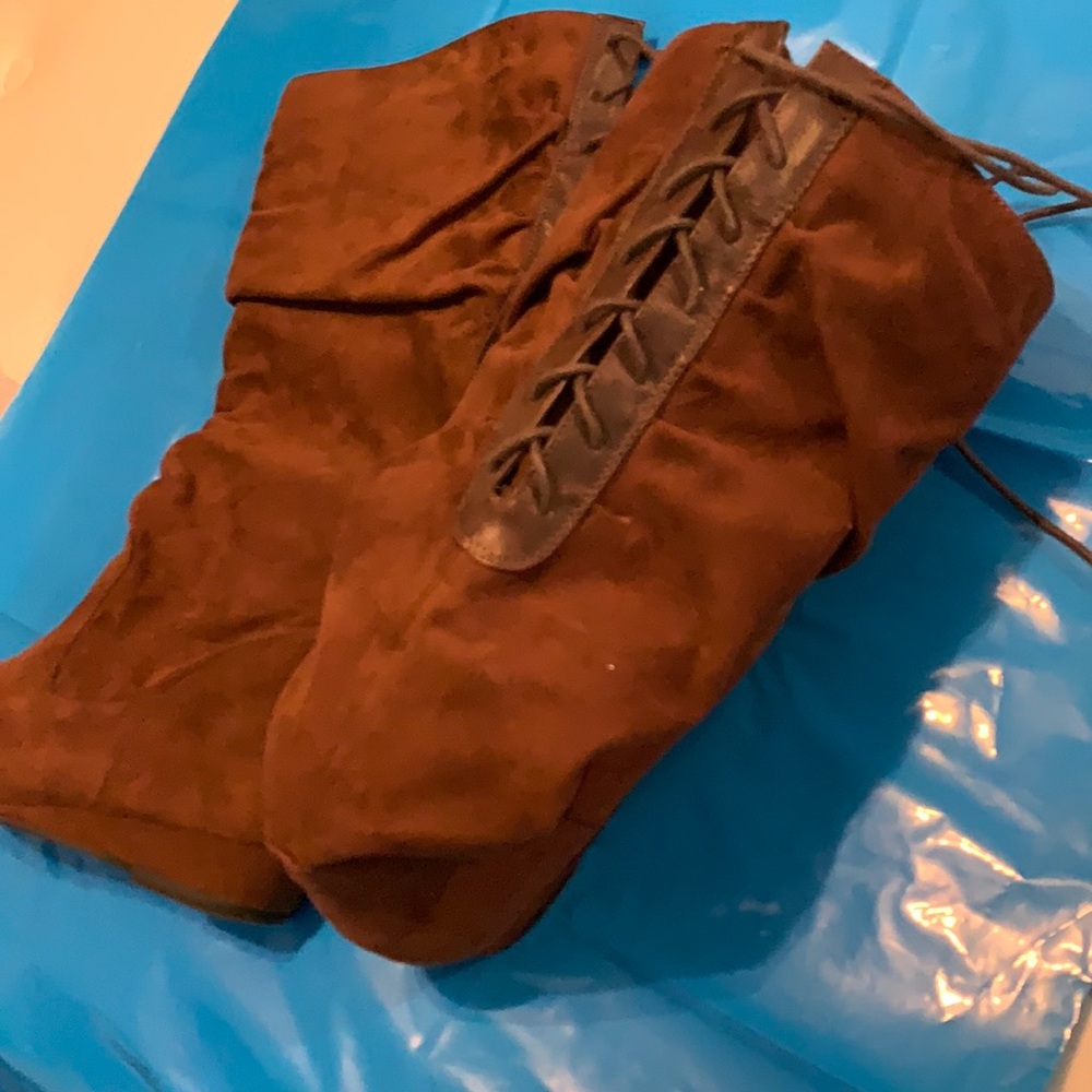 Calf boots